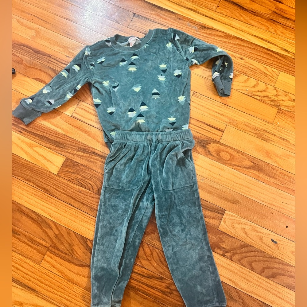 Boy set matching